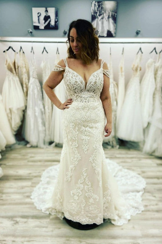 Classy Sweetheart Spaghetti Straps Lace Mermaid Wedding Dress With Appliques Floor-length