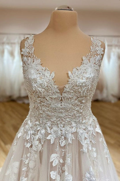 Elegant A-Line Sweetheart Tulle Ruffles Long Wedding Dress With Appliques Lace