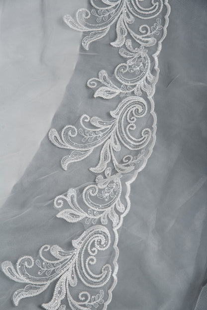Elegant Long Sleeve Ball Gown Wedding Dress with Lace Appliques