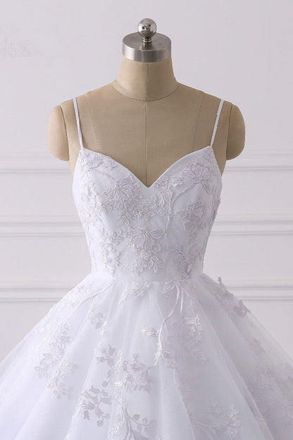 Elegant V-Neck Wedding Dress with Lace Appliques and Spaghetti-Straps