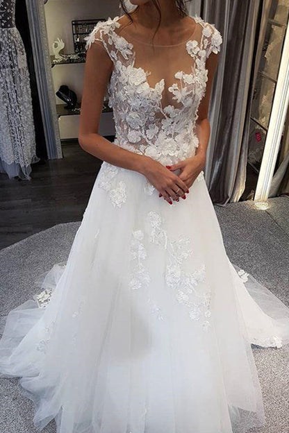 Elegant White Lace Long Wedding Dress with Appliques