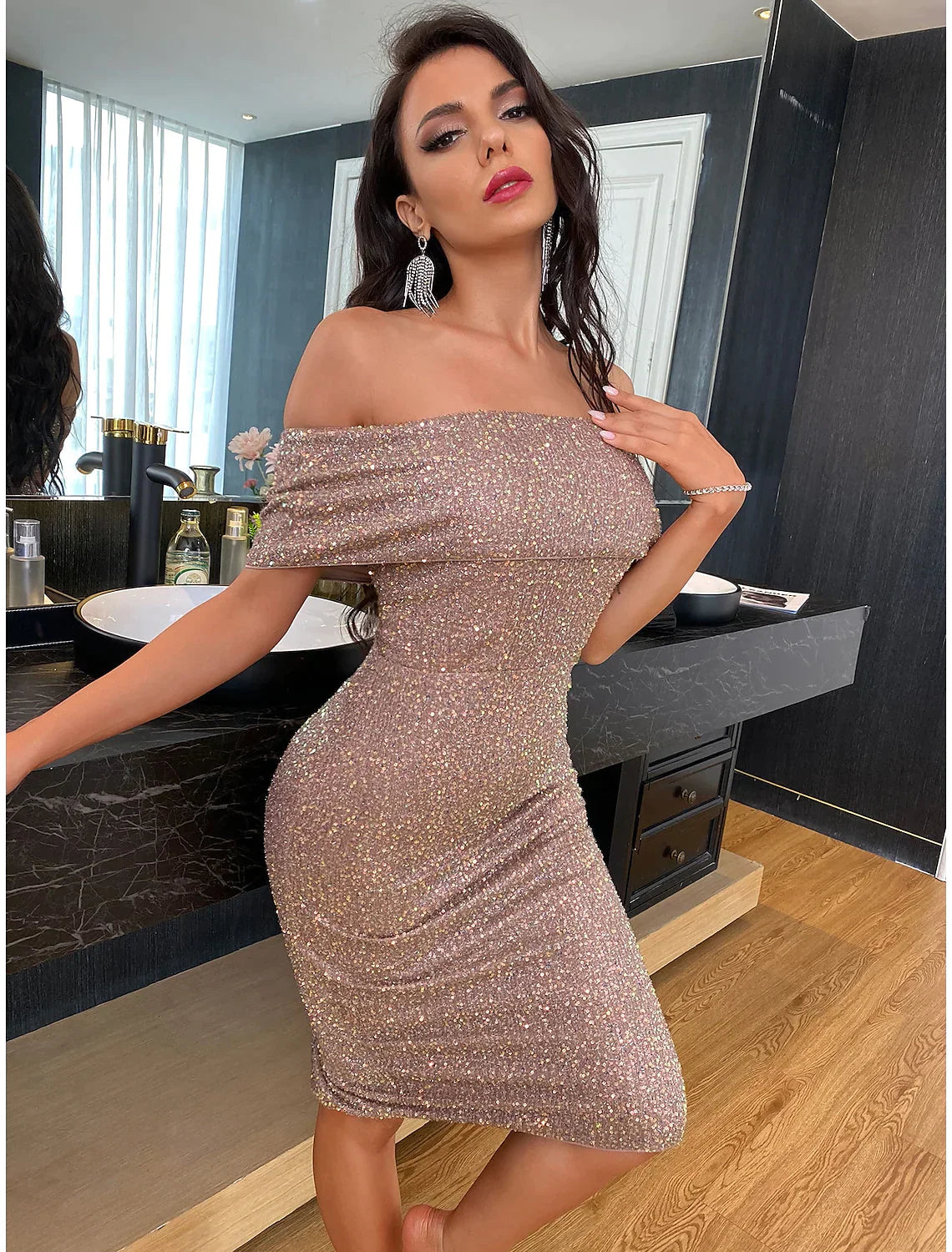 Prom Dresses Vintage Dress Homecoming Short Sleeve Off Shoulder Sequined Backless V Back with Sequin Slit