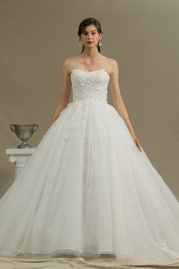 Gergrous Off-the-Shoulder Sweetheart Ball Gown Wedding Dress With Appliques