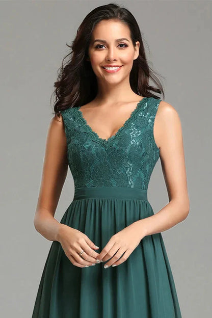 Glamorous V-Neck Sleeveless Lace Long Chiffon Evening Gowns