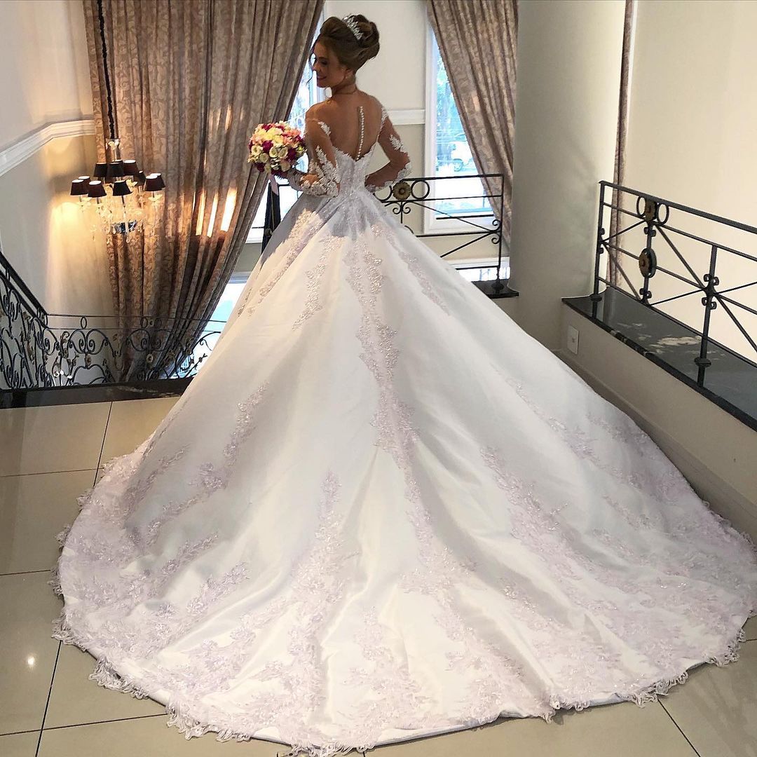 Gorgeous A-line Satin Long Sleeves Wedding Dress