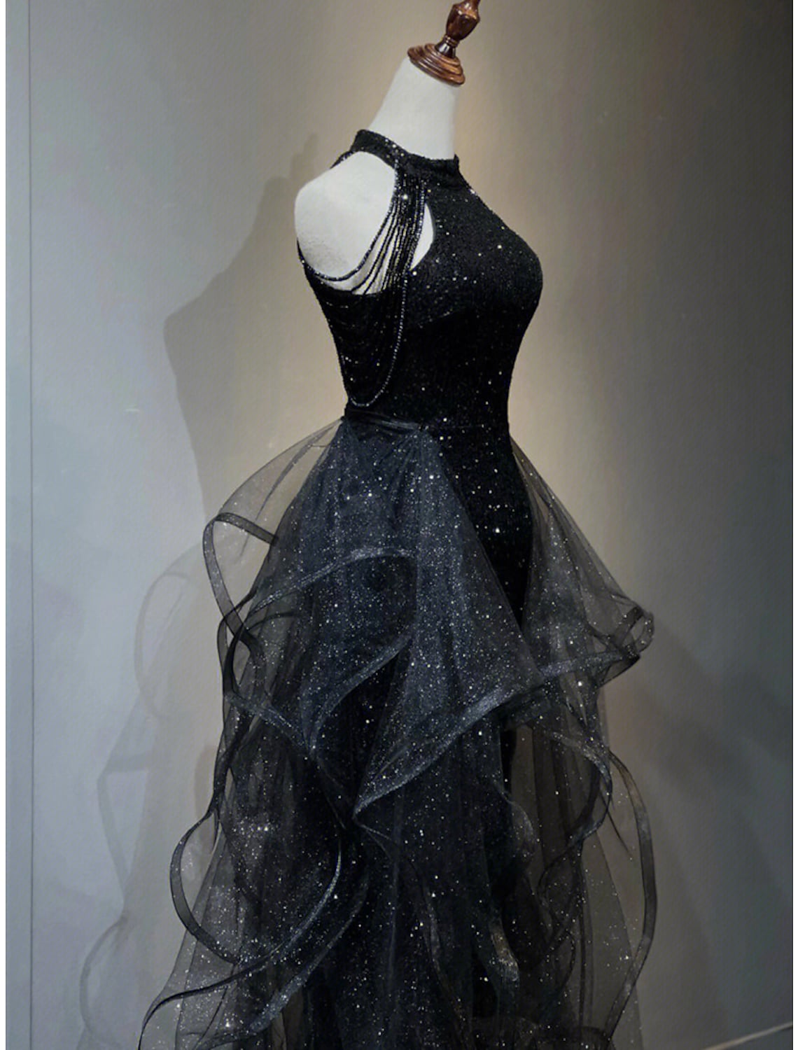 A-Line Prom Dresses Sparkle Shine Dress Wedding Party Sleeveless Sequined with Crystals Sequin Ruffles