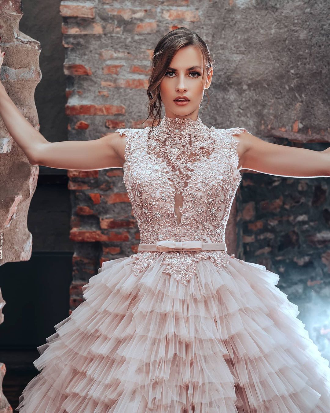 Luxury A-Line High Neck Princess Wedding Dress With Tulle