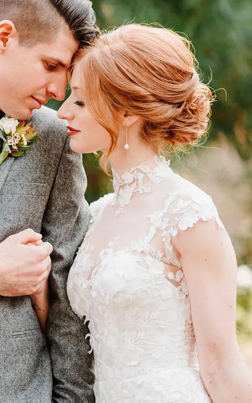 Sheath Ethereal Bell Sleeve Garden Wedding Dress Jewel High Neck Tulle Gown for Bridal Beautiful