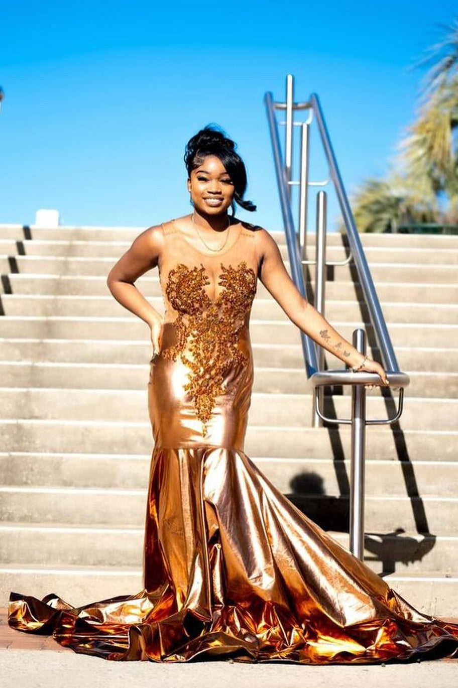 Sparkly Gold Mermaid Sleeveless Appliques Jewel Prom Dress