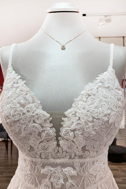 Stunning Tulle A-line V-neck Wedding Dress with Ruffles and Lace Appliques
