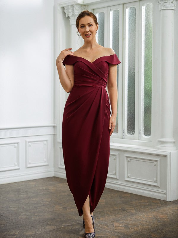 Aimishang Sheath/Column Stretch Crepe Ruched Off-the-Shoulder Sleeveless Floor-Length Mother of the Bride Dresses